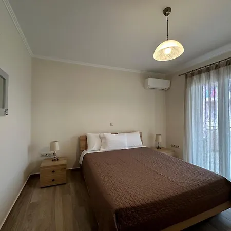 Michael - Private Parking *